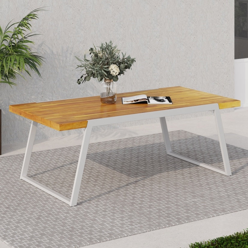 GAYLOR DINING TABLE